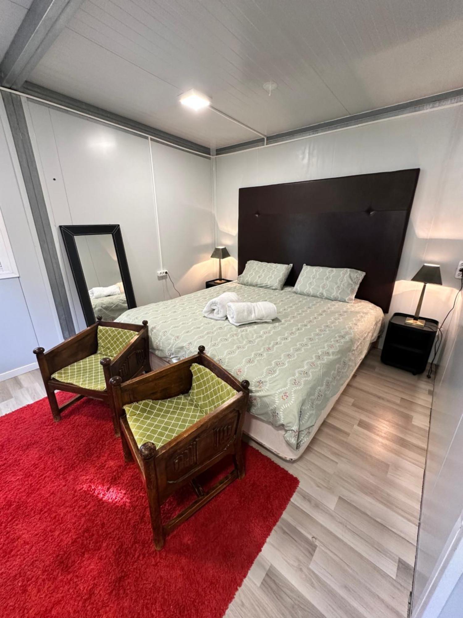 Bungalow Infanta Torrelaguna 外观 照片