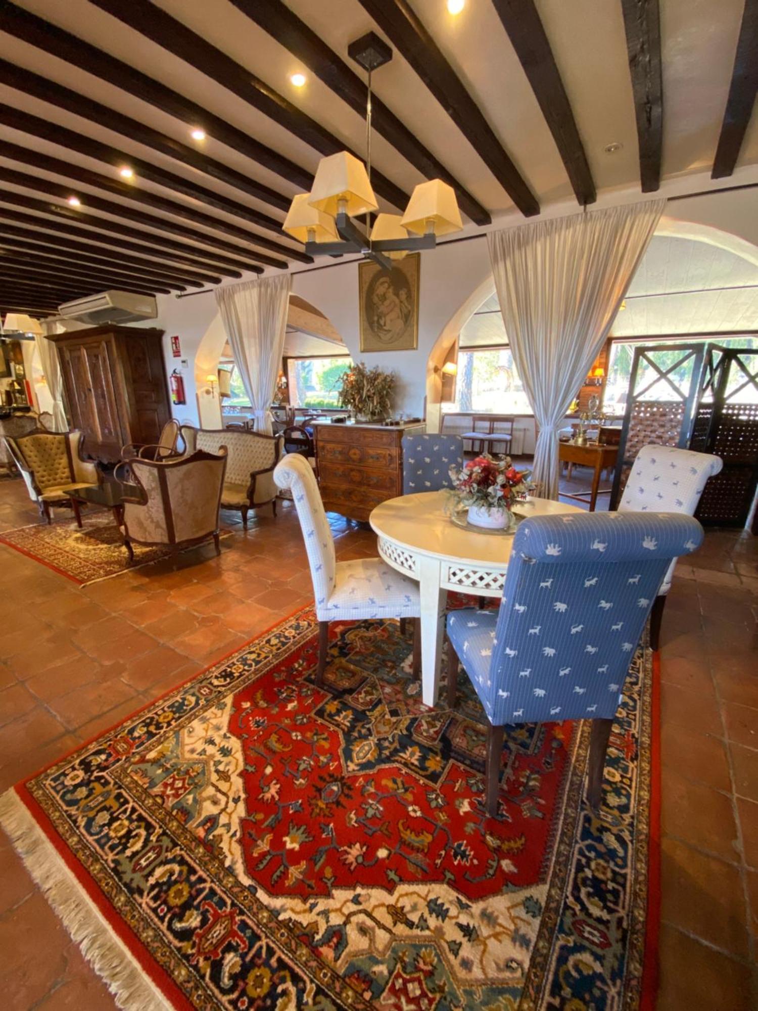 Bungalow Infanta Torrelaguna 外观 照片